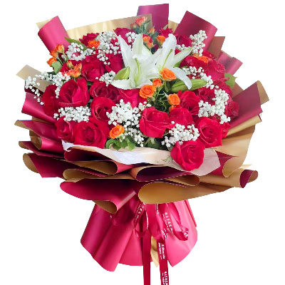 黄石33朵红玫瑰百合，爱如同花般绽放